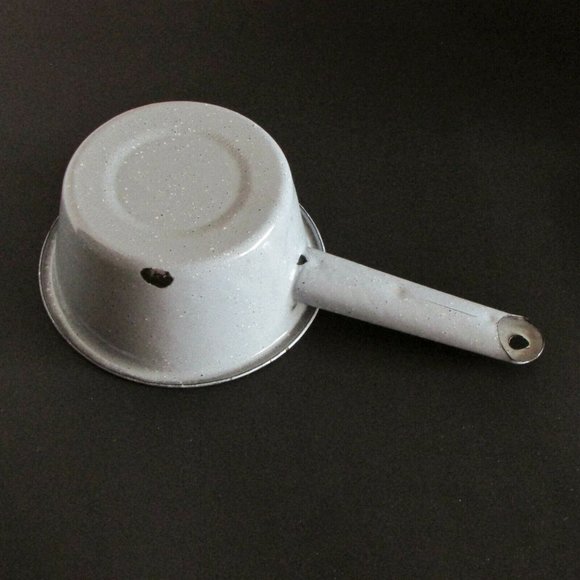 Vintage Enamel Saucepan Speckled Gray Chippy Pot Enamelware Rustic Farmhouse - Picture 8 of 9